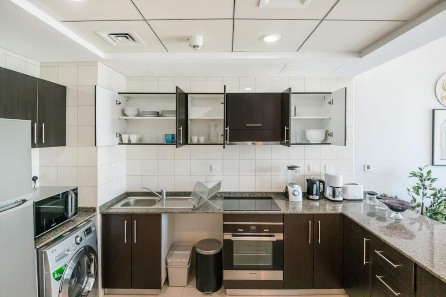 Luxurious 1 Bedroom Apartment In The Dubai Marina! Esterno foto