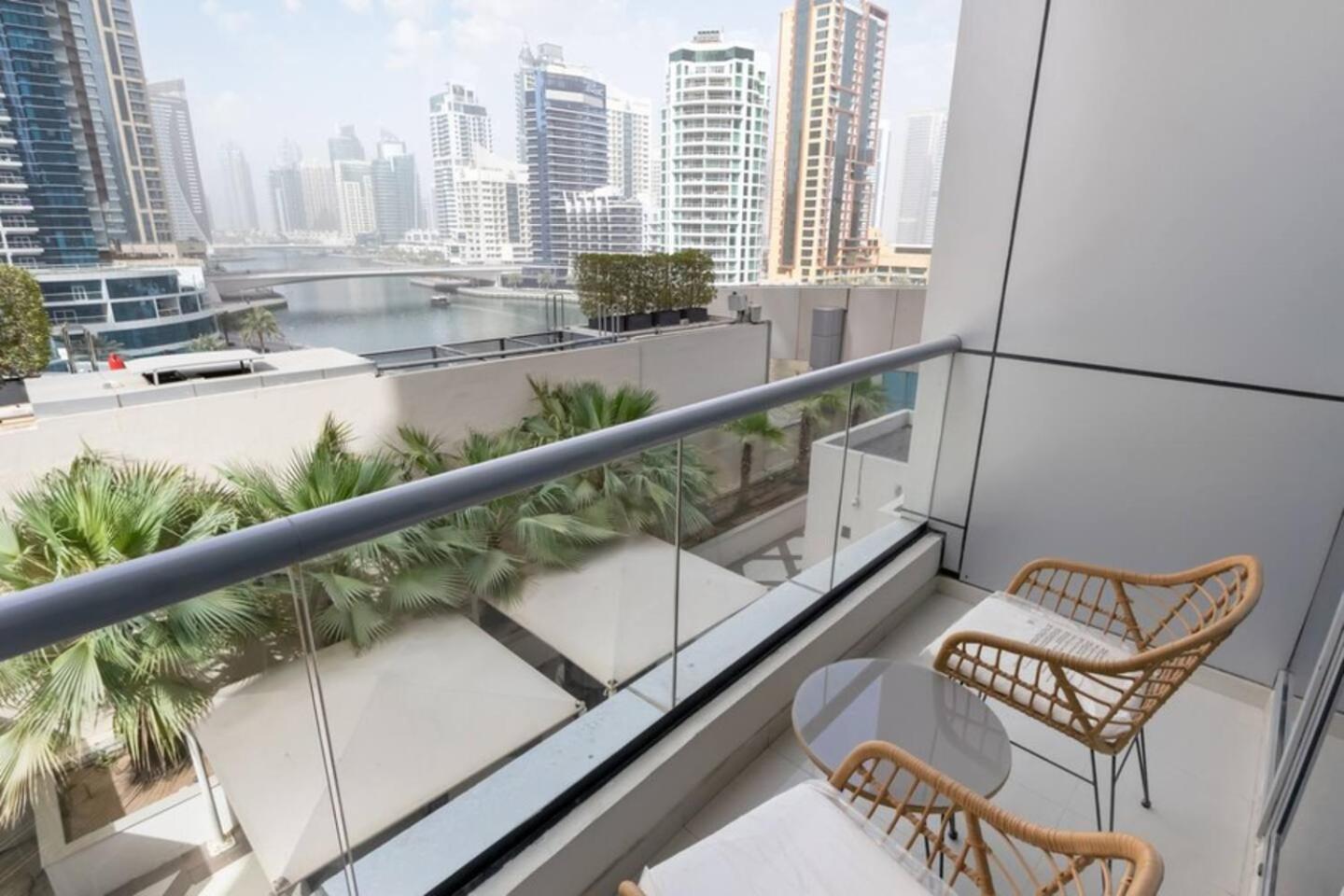 Luxurious 1 Bedroom Apartment In The Dubai Marina! Esterno foto