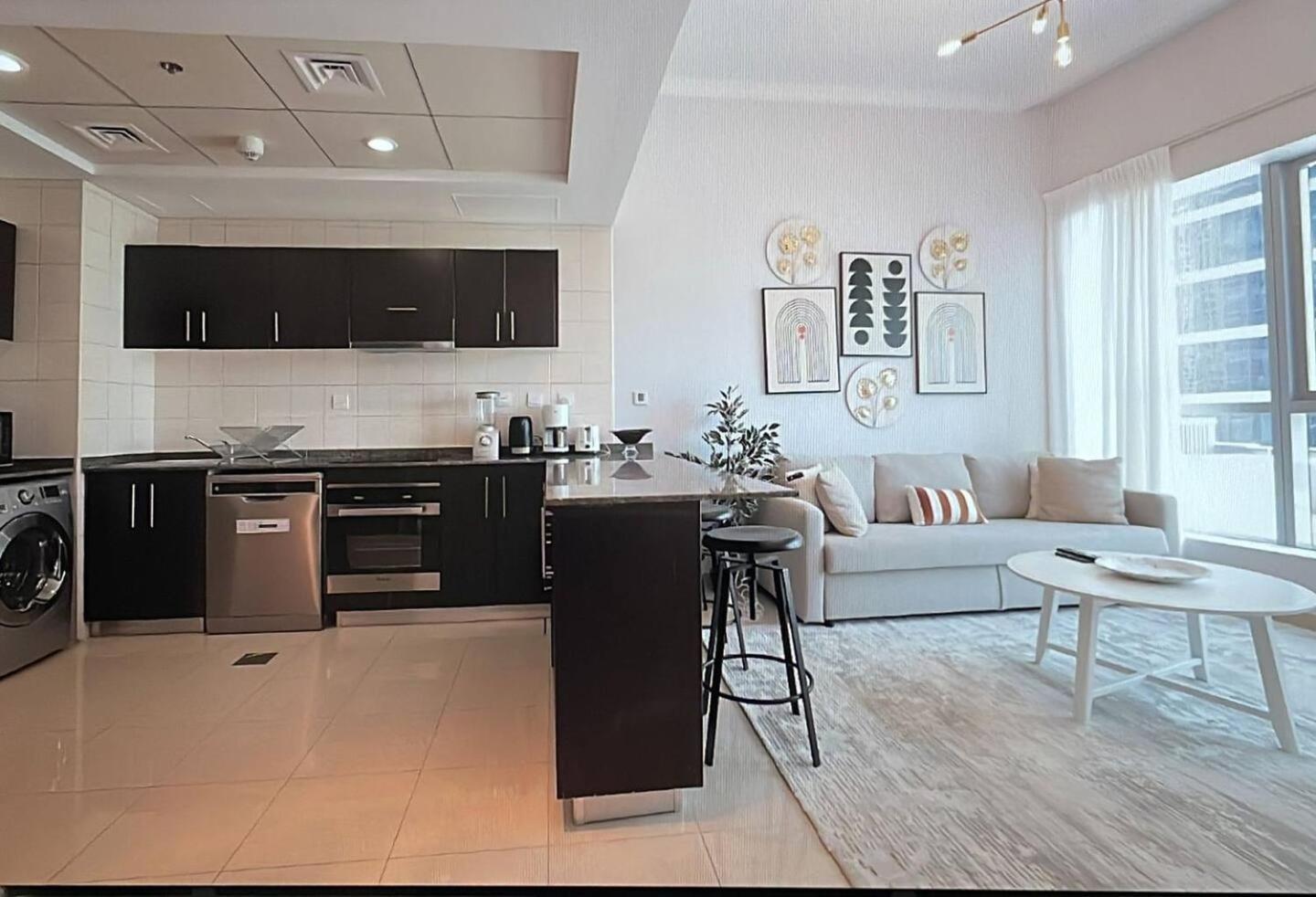 Luxurious 1 Bedroom Apartment In The Dubai Marina! Esterno foto