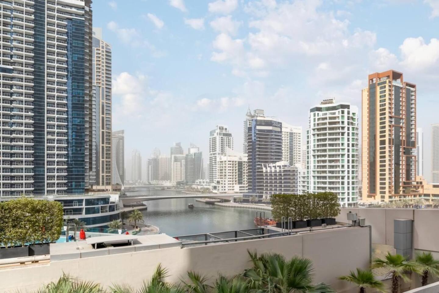 Luxurious 1 Bedroom Apartment In The Dubai Marina! Esterno foto